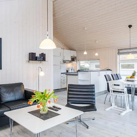 Vital - D 152.010-13 Holiday home