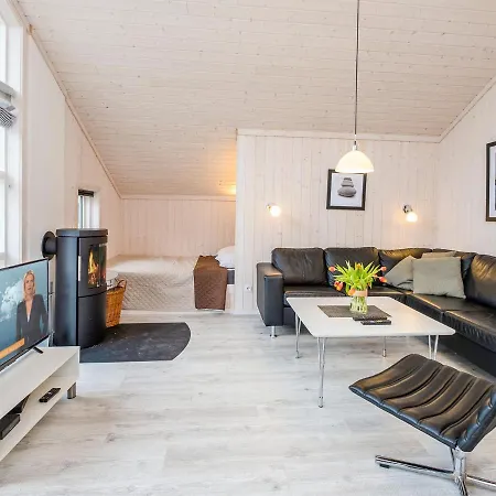 Vital - D 152.010-13 Holiday home